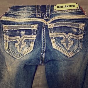 Rock Revival Jeans ✨